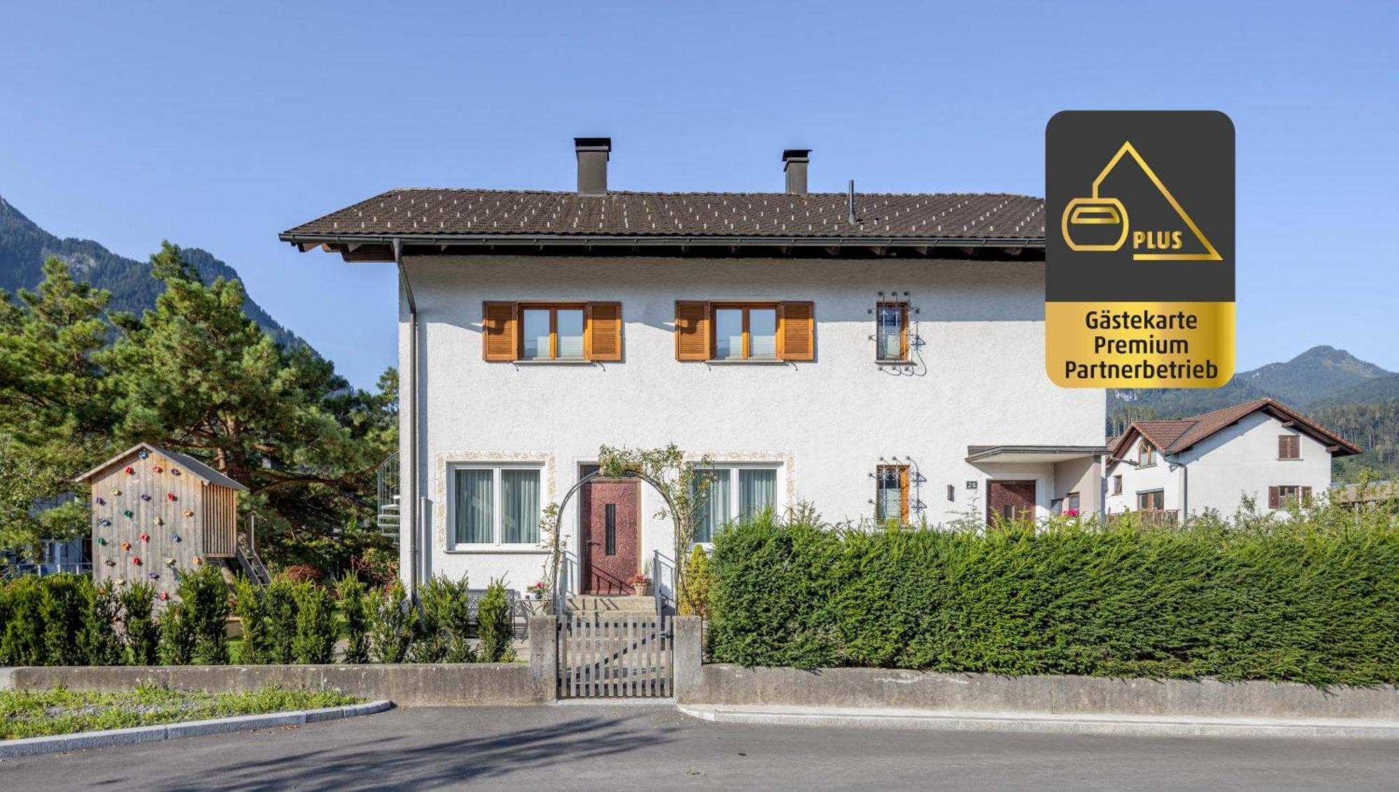 Haus Christina - Romantik Suite Bürs Exterior foto